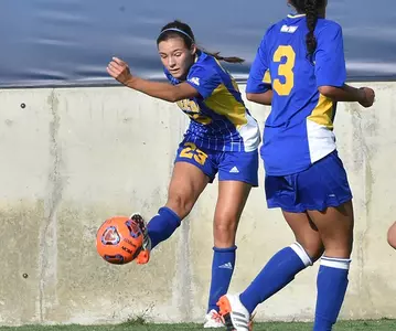 O'Brien Scores Twice, But Women's Soccer Falls In Double OT, 3-2 , At Santa Barbara Image