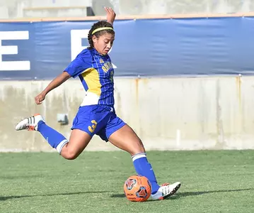 Women's Soccer Tops Grand Canyon, 4-1, In Preseason Opener Image