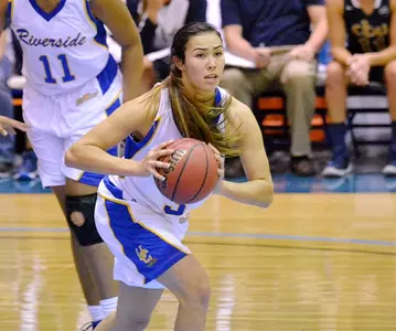 Highlanders Commit 22 Turnovers In 68-57 Loss At UTEP Image