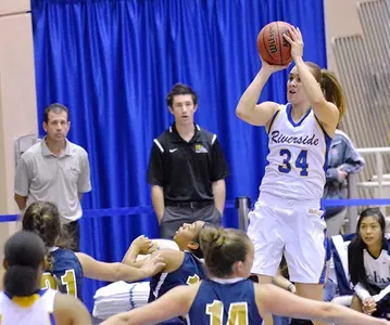 2015_11_07_WBK_Lefebvre_Clemence_Jumper_01_puma_670.jpg