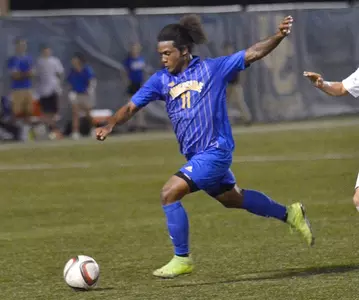 Michael Salazar Kicking