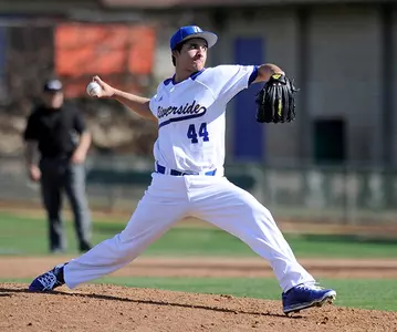 Baseball Drops 3-0 Pitcher's Duel At Washington State Image