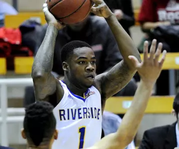 Jaylen Bland Named Big West Men's Basketball Player Of The Week Image