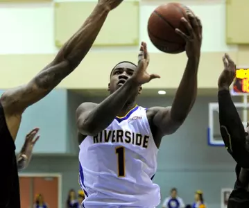 Men's Basketball Moves Into Fifth Place With 48-44 Win Over Cal Poly Image