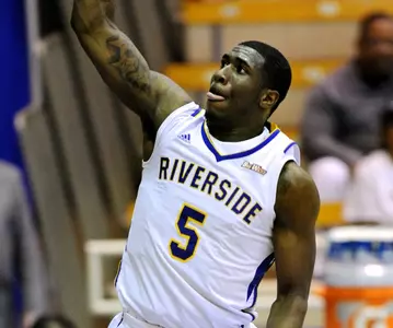 Men's Basketball Season Ends With 63-54 Loss To UC Irvine Image