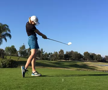 Wian_Haley_Tee_Off_Ritchie_670