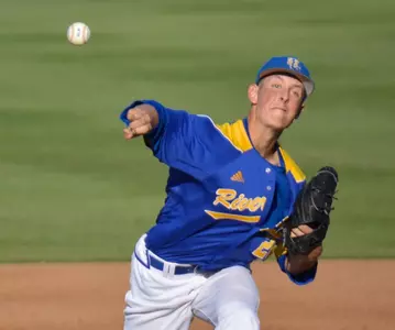 CSUN Baseball Scores Five In Ninth For 7-2 Victory Over UC Riverside Image