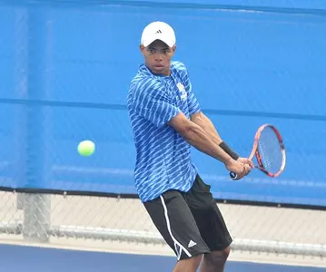 2015_MT_Ruffin_Julian_Backhand_Swing_mr_670
