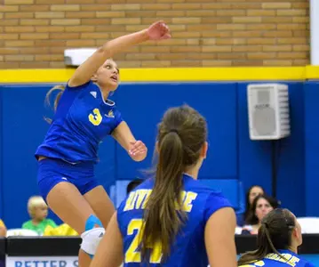 Down Two Sets To One, Volleyball Battles Back To Beat Cal State Fullerton Image
