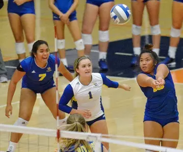 2016_09_24_VB_Camandang_Frances_Bumping_01_puma_670