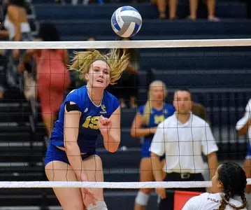 2016_09_24_VB_Graham_Meg_Spiking_01_puma_670