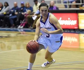 2016_WBB_Ito_Annelise_Driving_01