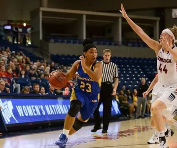 2016WNITBCrainDribbling