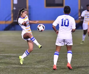 Quinley Quezada Kicking