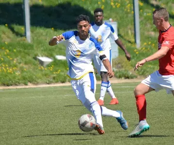 Jacob Arrieta Dribbling