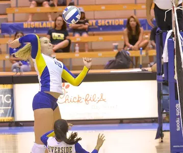 2016_VB_Graham_Meg_Spiking_01_puma