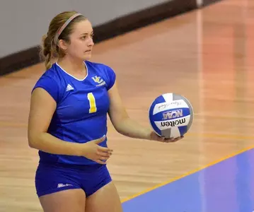 2016_VB_Hubbell_Maddie_Serving_01_puma