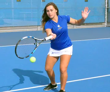 2017_WTEN_Vaksman_Tamilla_forehand_03_mr_670.jpg