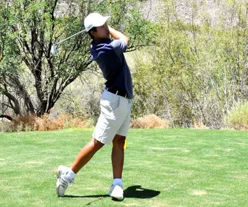 2017_MG_Wong_Michael_Swing_01_670