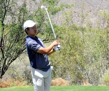 2017_MG_Wong_Michael_Swing_02_670.