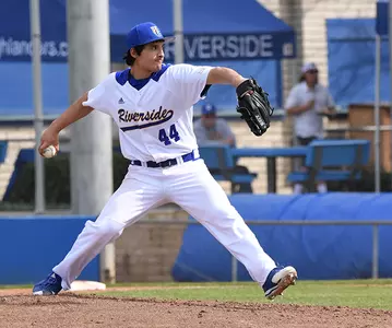 Angel Landazuri Pitching