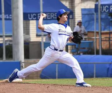 Angel Landazuri Pitching