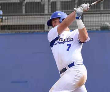 AJ Sawyer Swinging