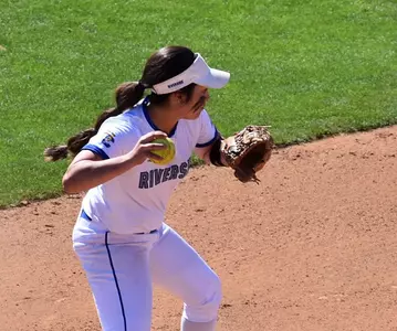 2017_SB_Rodriguez_Hannah_Throw_01_Carter_670