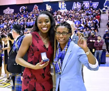 2017_WBB_RingCeremony_Bell_Seyram_WithAD_670