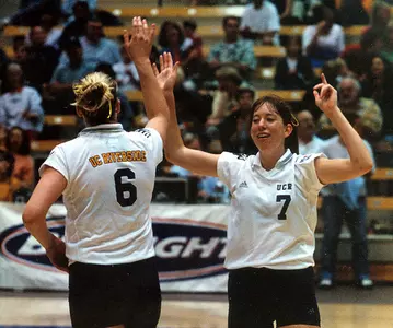 Katie DeRoos, Tiffany Brooks High Five
