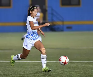 Quinley Quezada Dribbling