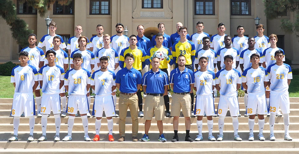 2017 Men's Soccer Team Photo