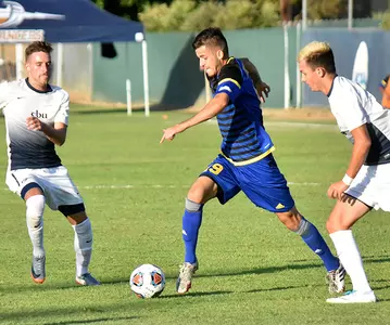 Anthony Lopez Dribbling