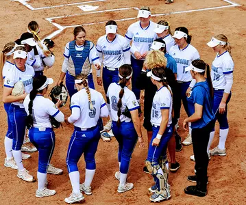 UCR SB 2018 Team Huddle
