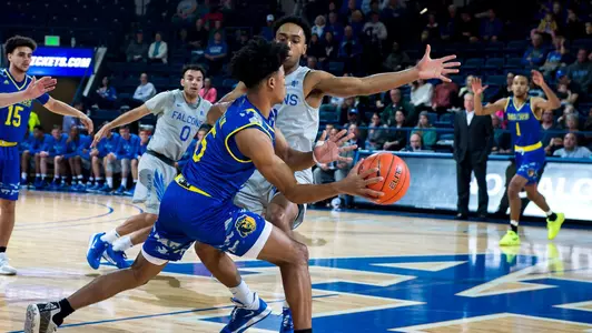 UCRMBB Pullin Dribbling