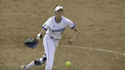 Rebecca Faulkner Pitching 2019