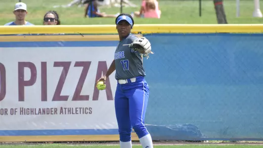 Nadia Witt Left Field Throwing 2019