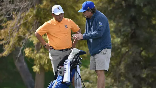 Edward Yi and head coach Rick Todd in 2019