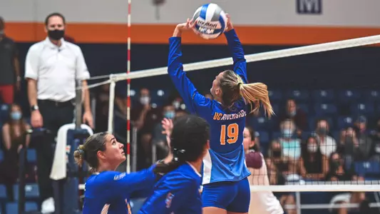 Zoey Seput sets up Isabella Scarlett and Anya Green vs. Fordham