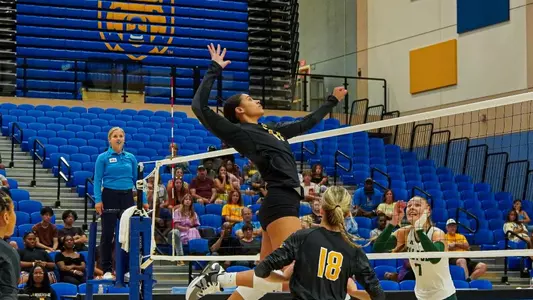 Anya Green vs Cal Poly