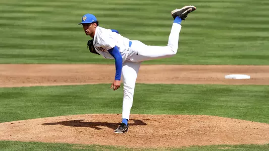 Jaxob Byrd pitching for UCR