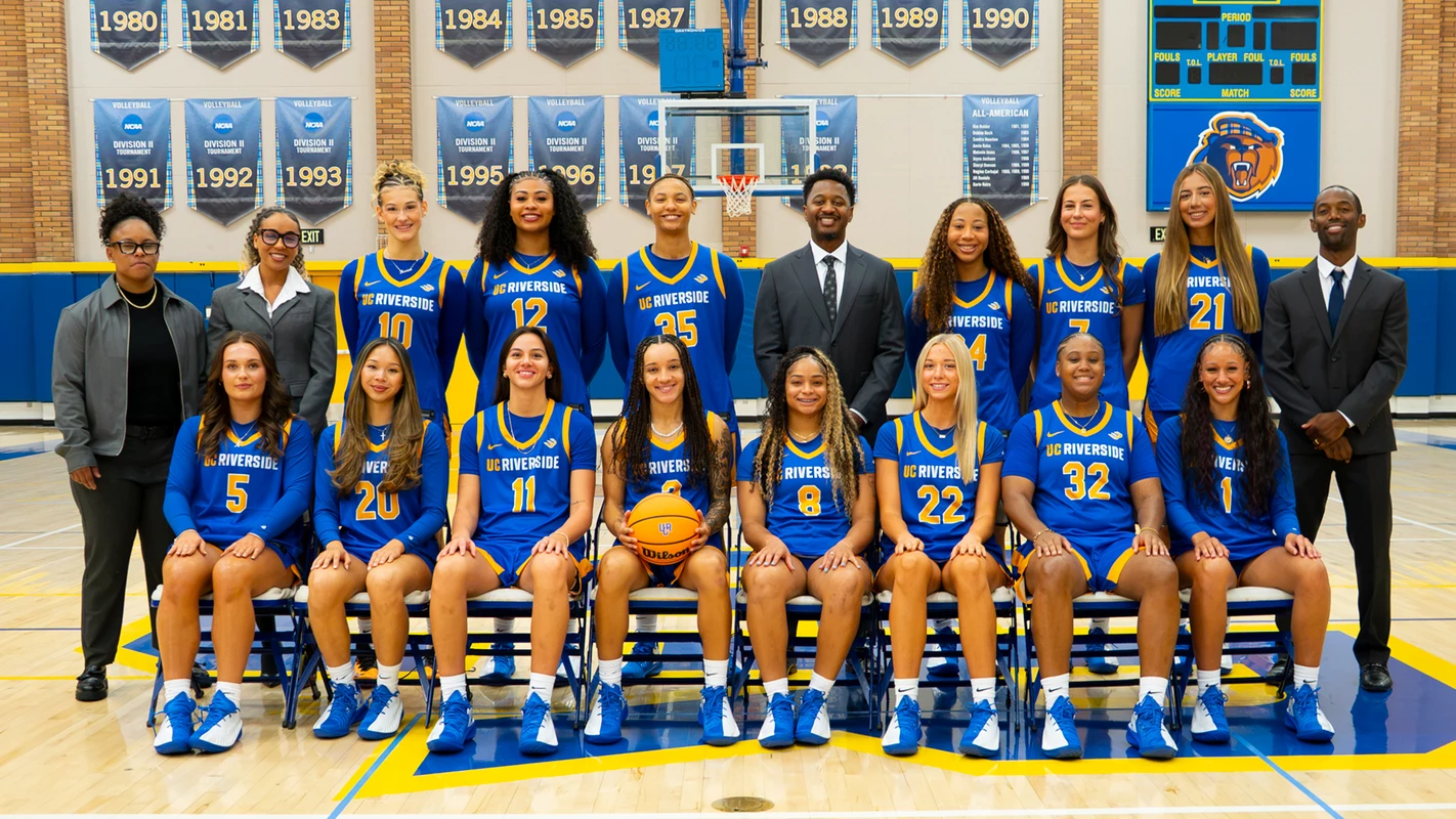 2026-27 WBB Team Photo