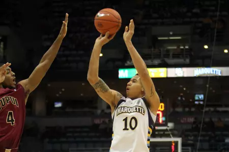 Juan Anderson knocks down one of his three first-half 3-pointers en route to an 11-point effort vs. IUPUI