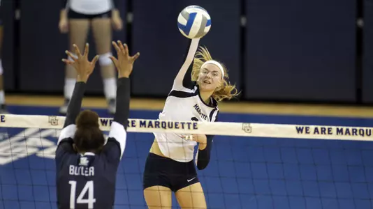 Nele Barber had 13 kills and 13 digs while hitting .440 for the match.