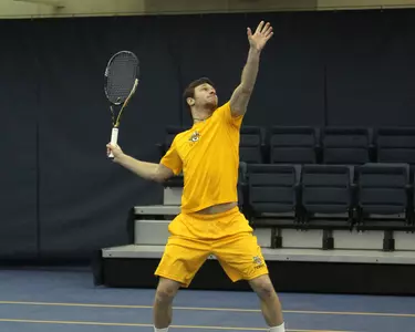 Sophomore Gleb Sklyr picked up a singles win on Sunday morning.