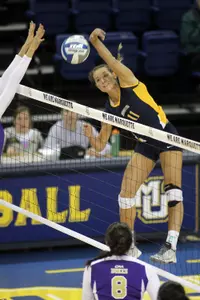 Senior Lindsey Gosh recorded 10 kills in the 3-1 loss against Rice.