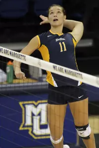 Lindsey Gosh hit .647 (11-0-17) in the win.