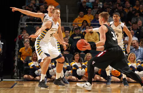 Luke Fischer had his second career double-double with 17 points and 10 rebounds.