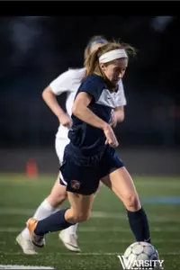 Leah Celarek (Schaumburg, Illinois) is TopDrawerSoccer's No. 126 player in the class of 2015 (photo credit: Varsity Views).