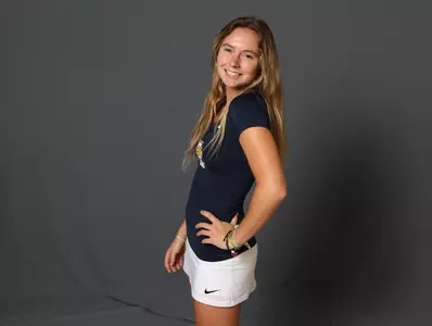 Leoni Daems earned her first dual match victory